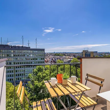 High With A View Of The Old Town By Renters Kraków