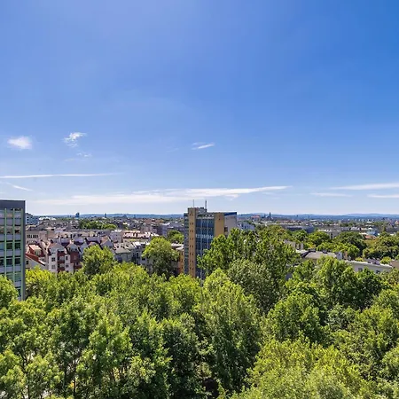 High With A View Of The Old Town By Renters *