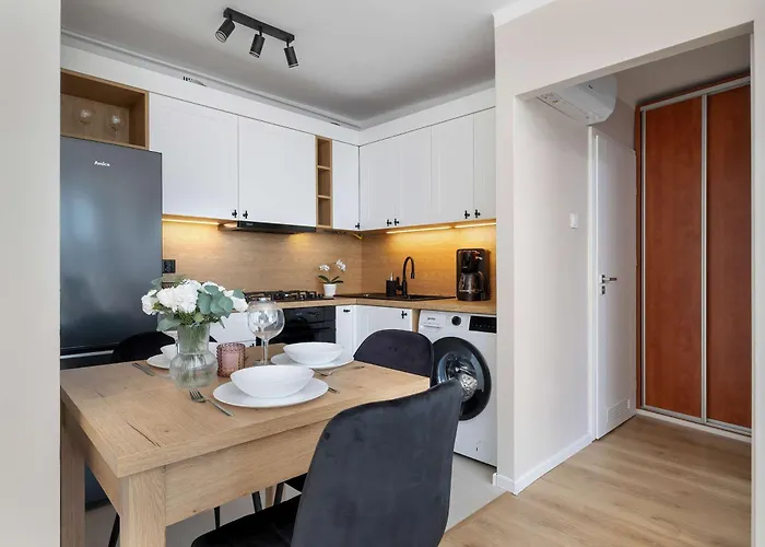 High With A View Of The Old Town By Renters Appartement Krakau